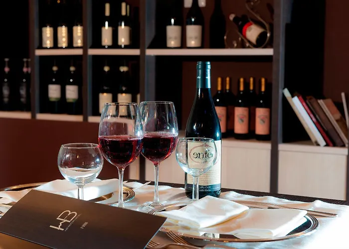 Hb & Balcony Отель Аоста