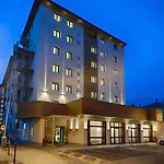 Hotel Hb & Balcony