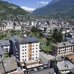 Hb & Balcony 3*