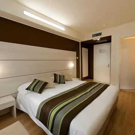 Szálloda Hb & Balcony 3*
