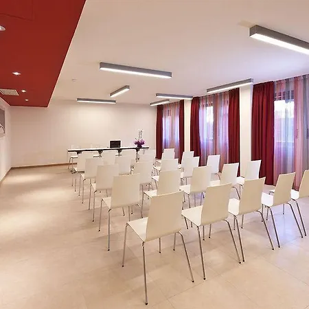 Hb & Balcony Hotel Aosta