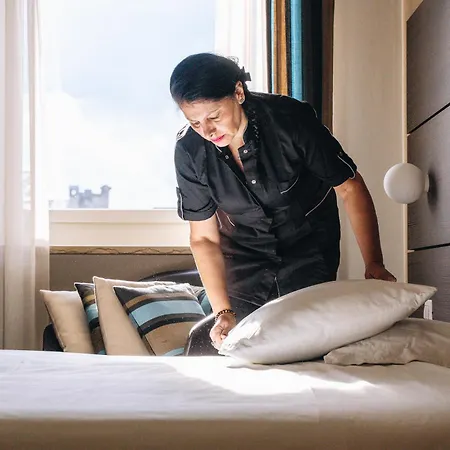 Отель Hb & Balcony Аоста