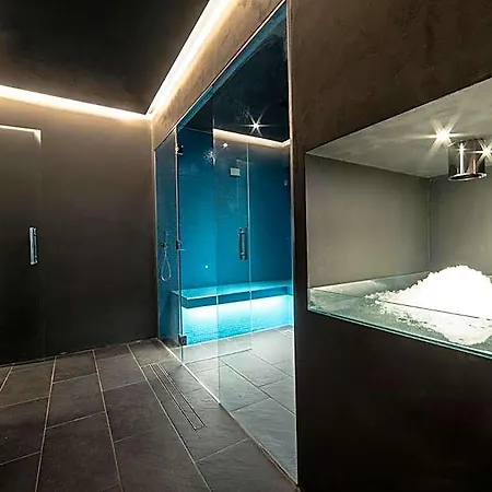 Hb Hotel&balcony Hotel 3*
