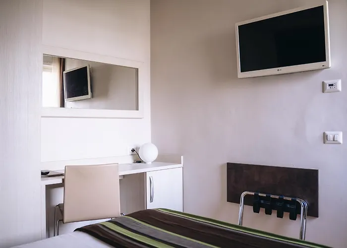 Hotel Hb & Balcony Aosta