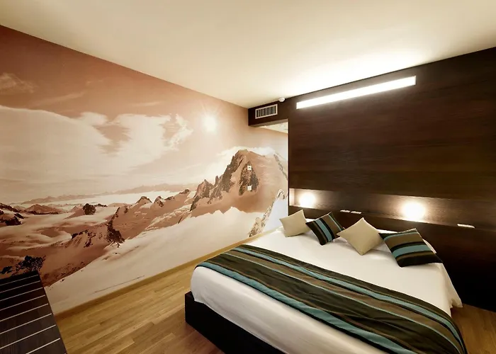 Hb & Balcony Hotel Aosta